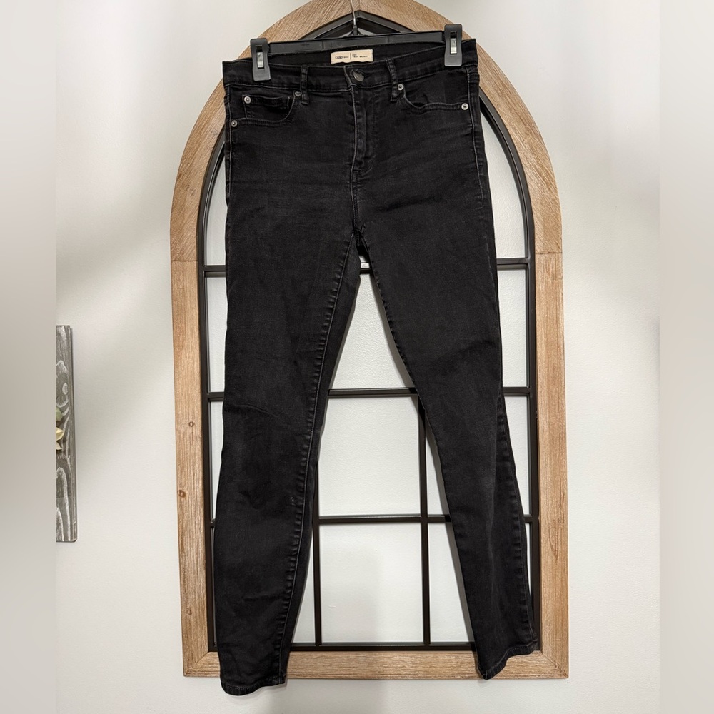 GAP Women's Black Skinny Jeans